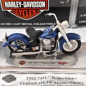 Harley Davidson 1953 74FL Hydra-Glide - Die-cast Metal Collectible 1:18 Scale